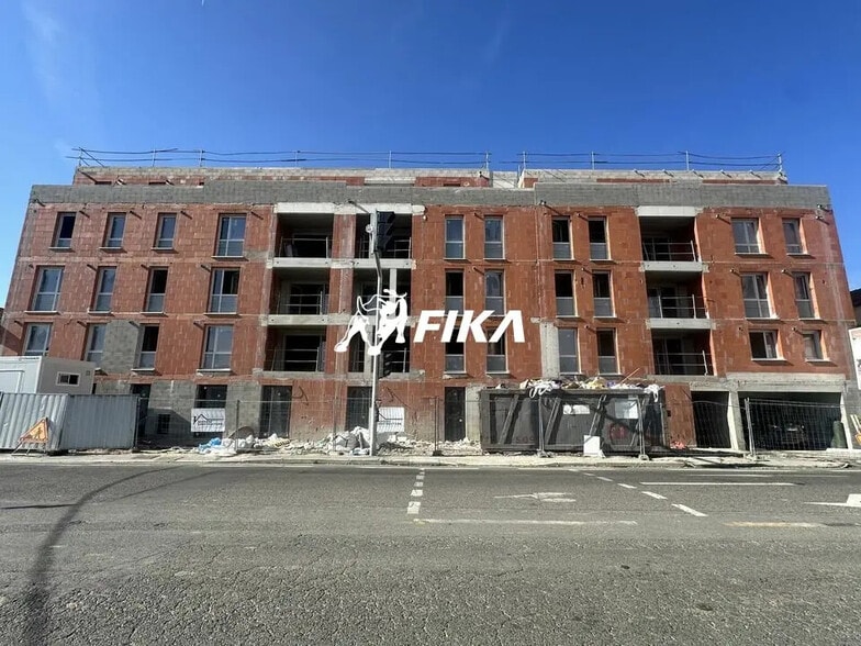 69 Boulevard Pierre Et Marie Curie, Toulouse à vendre - Photo de l’immeuble – Image 1 sur 4