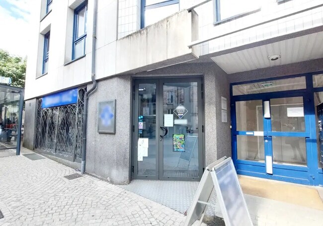 Plus de détails pour Local commercial à vendre