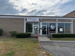 1500 Central Ave, Colonie, NY à louer Photo intérieure– Image 1 sur 3