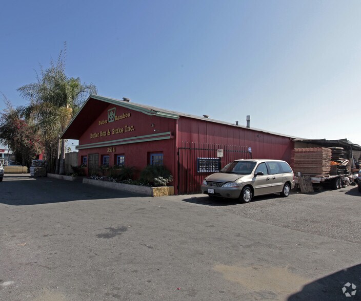 3514 Westminster Ave, Santa Ana, CA à vendre - Photo de l’immeuble – Image 2 sur 2