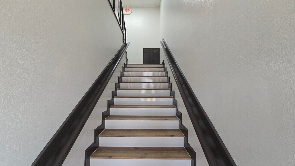 3409 Spencer Hwy, Pasadena, TX à louer - Photo de l’immeuble – Image 3 sur 29