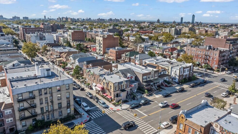 248 Avenue P, Brooklyn, NY à vendre - Photo de l’immeuble – Image 3 sur 50