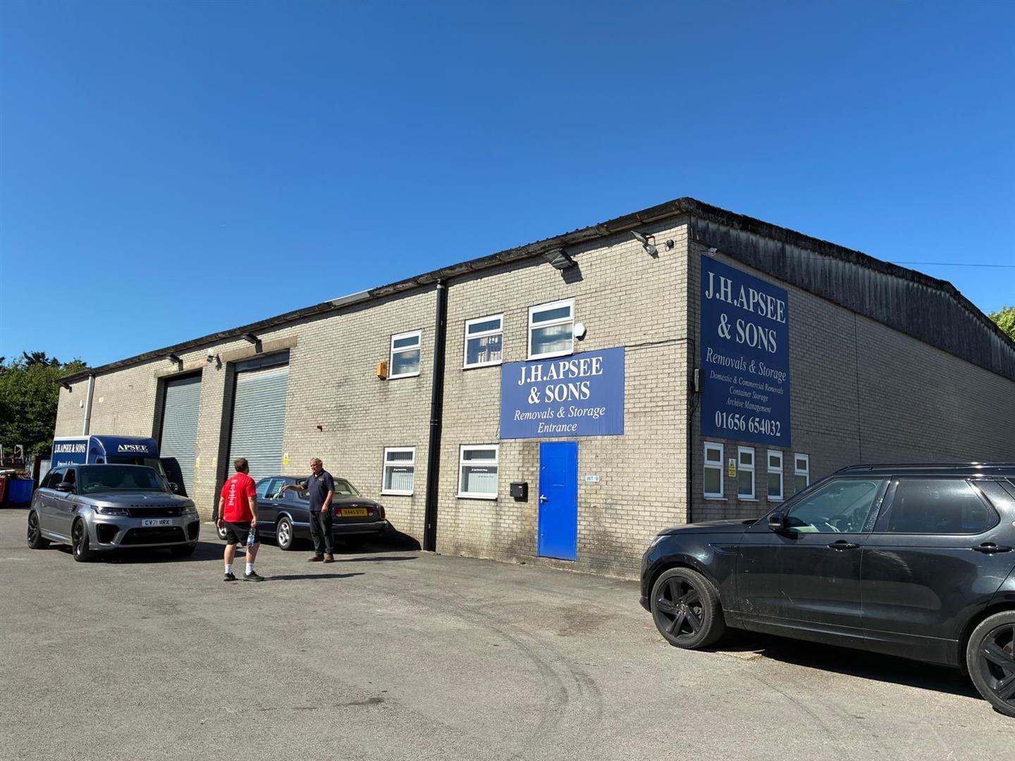 Coity Rd, Bridgend à louer Photo principale– Image 1 sur 4