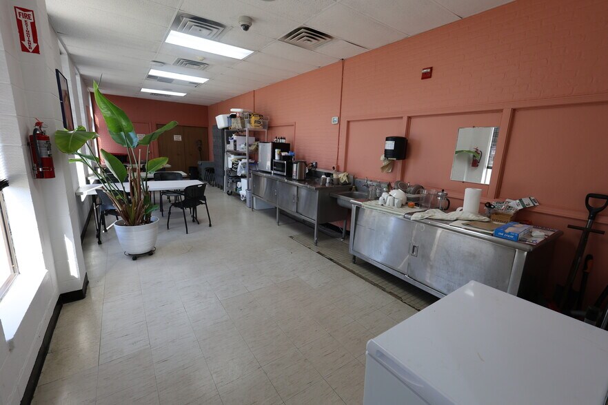 441-463 44th St SE, Grand Rapids, MI à louer - Photo de l’immeuble – Image 2 sur 5