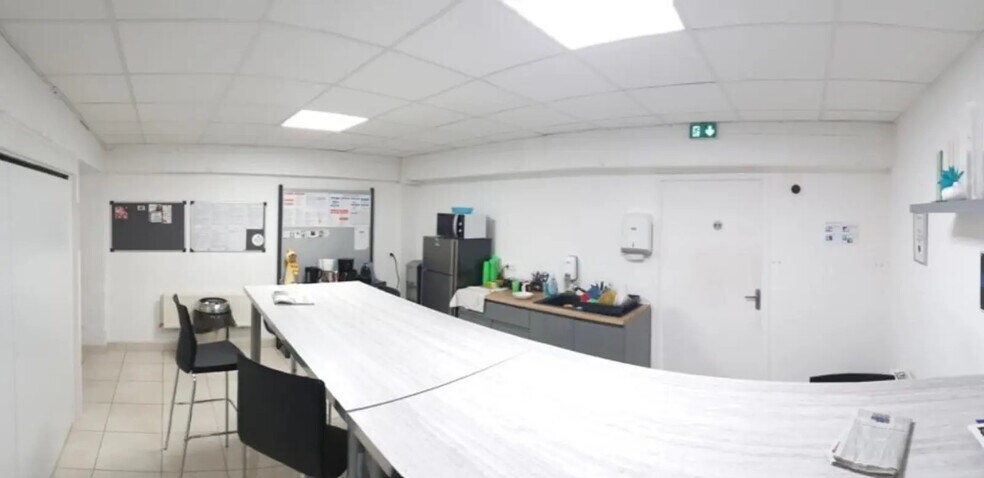 Bureau dans Saint-Sébastien-sur-Loire à louer - Photo intérieure – Image 3 sur 7