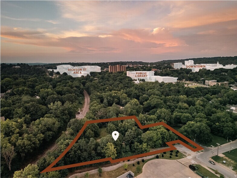 449 S University Ave, Fayetteville, AR à vendre - Photo de l’immeuble – Image 3 sur 4