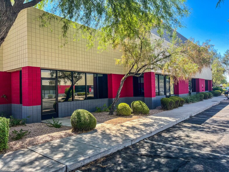 8350 E Evans Rd, Scottsdale, AZ à louer - Photo de l’immeuble – Image 1 sur 3