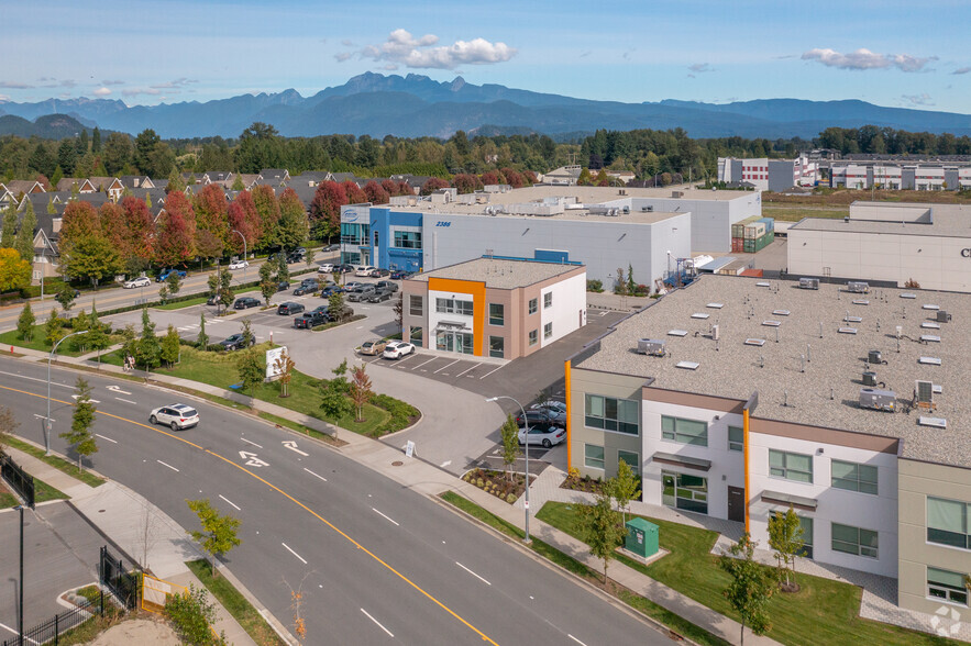 853 Seaborne Ave, Port Coquitlam, BC à vendre - Photo de l’immeuble – Image 2 sur 3