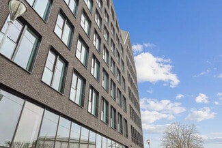 Plus de détails pour 32 Rue Pierre Rigaud, Ivry-sur-Seine - Bureau à vendre