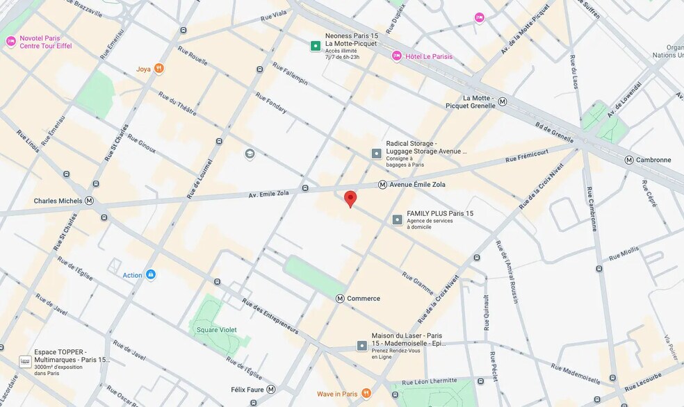 100 Rue Du Théâtre, Paris à louer - Photo de l’immeuble – Image 2 sur 2