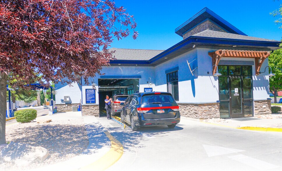 1377 W 7800 S, West Jordan, UT à vendre - Photo de l’immeuble – Image 3 sur 6