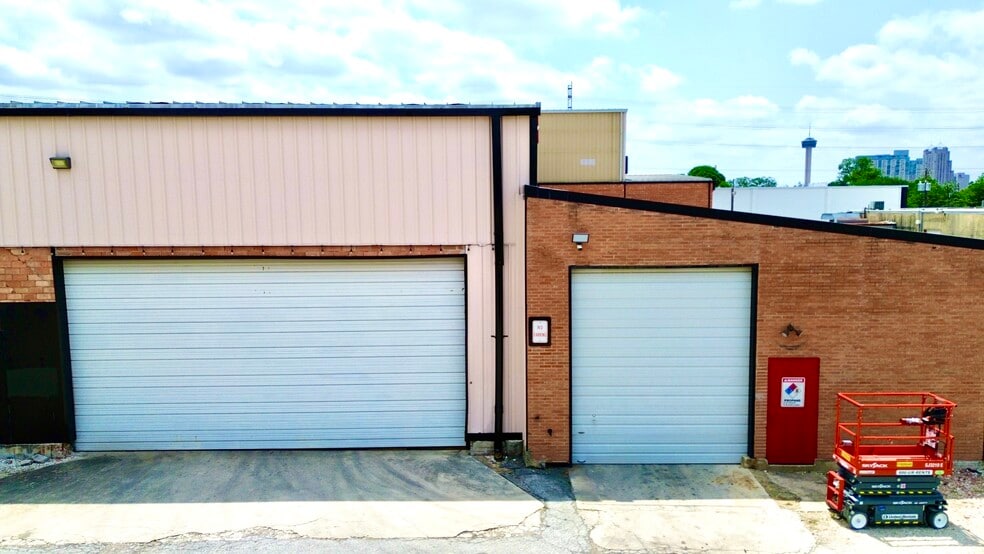 1119 N Mesquite St, San Antonio, TX à louer - Photo de l’immeuble – Image 3 sur 10