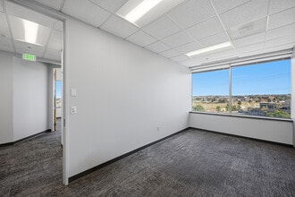 630 Plaza Dr, Highlands Ranch, CO à louer Photo intérieure– Image 2 sur 12