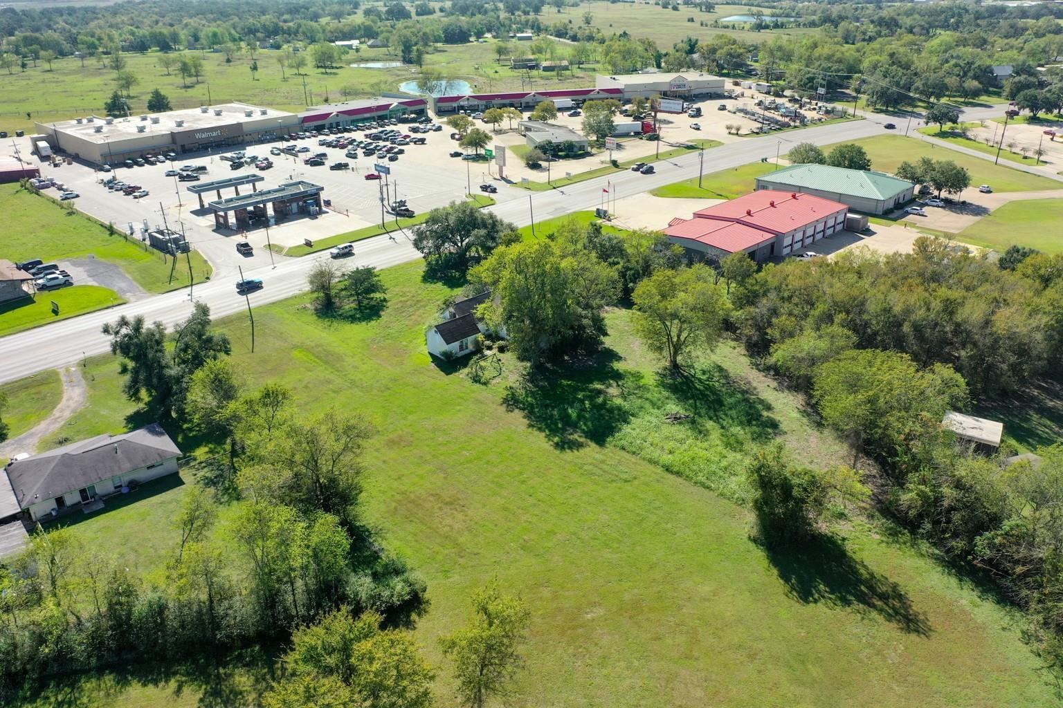 1623 & 1677 East Main Street Hwy, Madisonville, TX à vendre Photo principale– Image 1 sur 11
