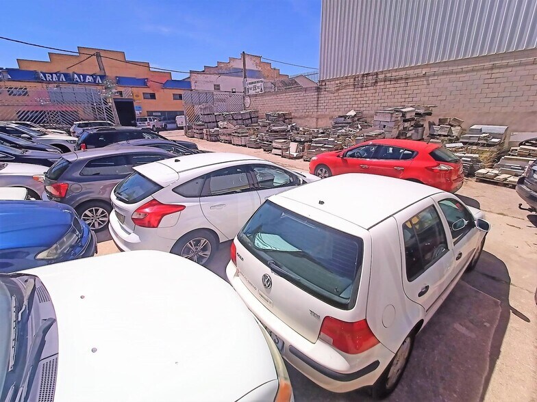 Industriel/Logistique dans Cáceres, Cáceres à vendre - Photo de l’immeuble – Image 2 sur 15