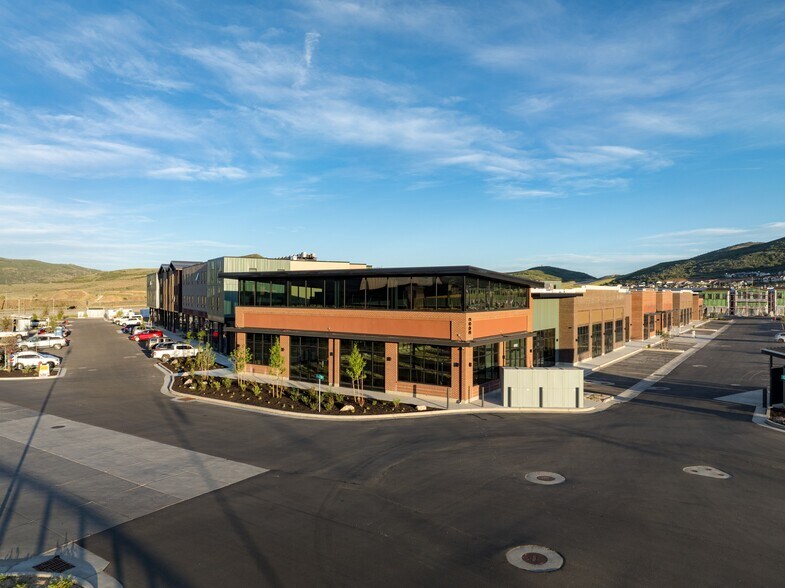 Kearns Blvd, Park City, UT à louer - Photo de l’immeuble – Image 2 sur 23