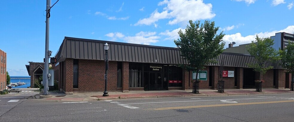 307-311 S Front St, Marquette, MI à louer - Photo de l’immeuble – Image 1 sur 3
