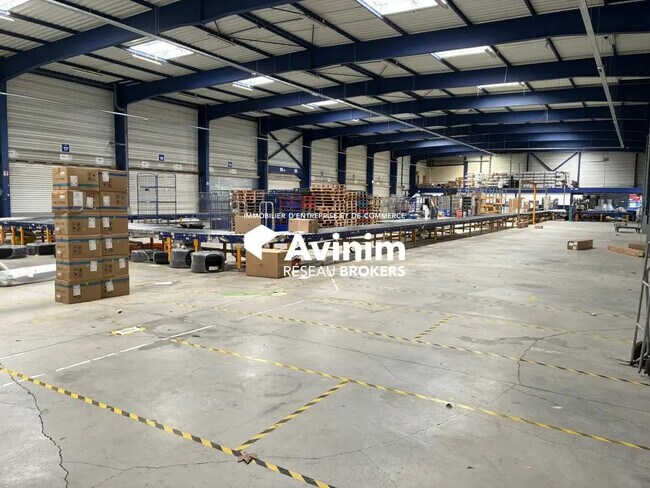 Plus de détails pour Industriel/Logistique à louer