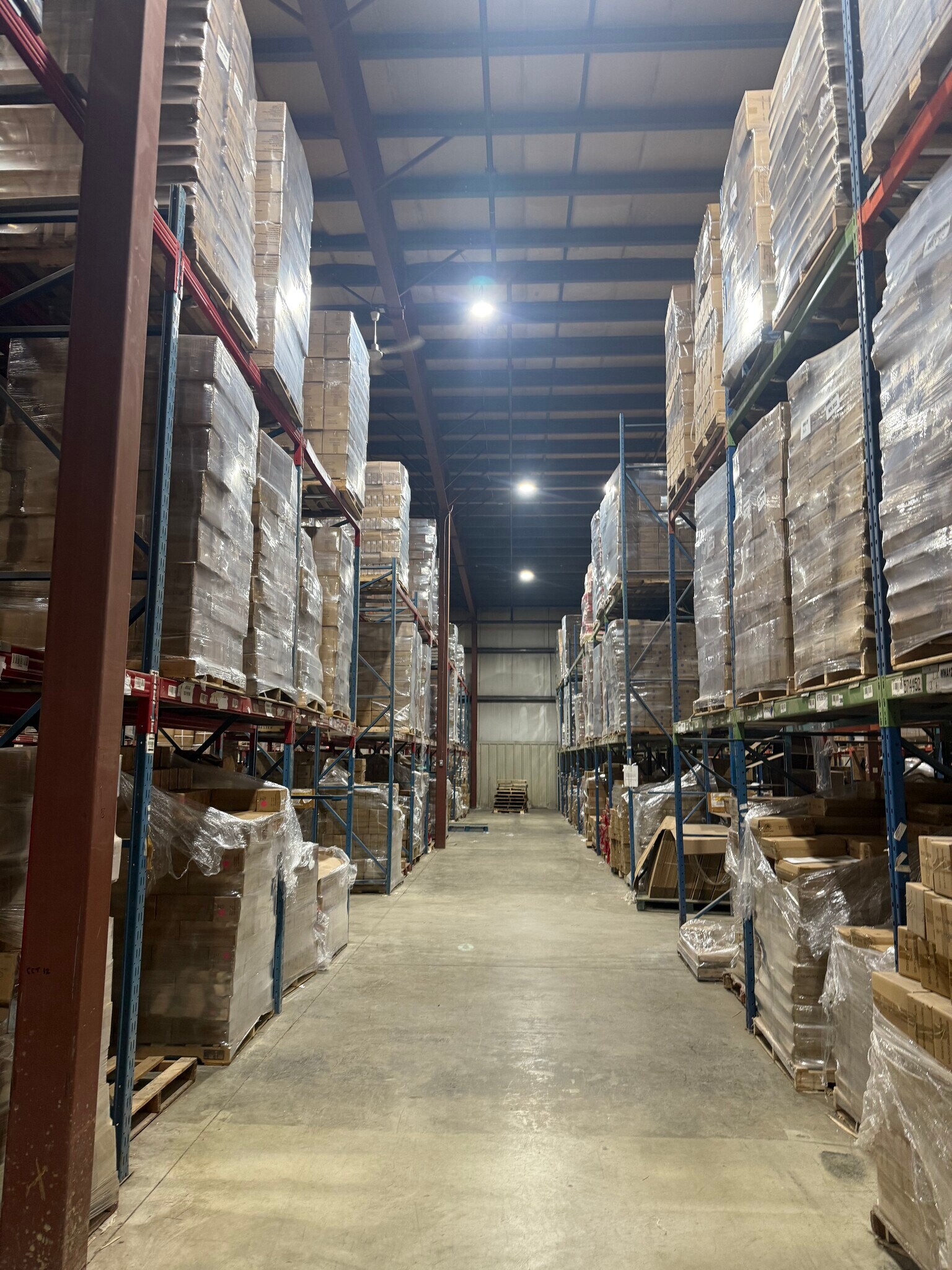 200 St-Georges St W, North Glengarry, ON à louer Photo intérieure– Image 1 sur 7