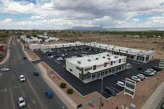 1400 Main St NW, Los Lunas, NM à louer Photo intérieure– Image 1 sur 24