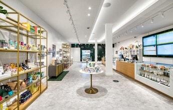 2222 Bush St, San Francisco, CA à louer Photo intérieure– Image 2 sur 3