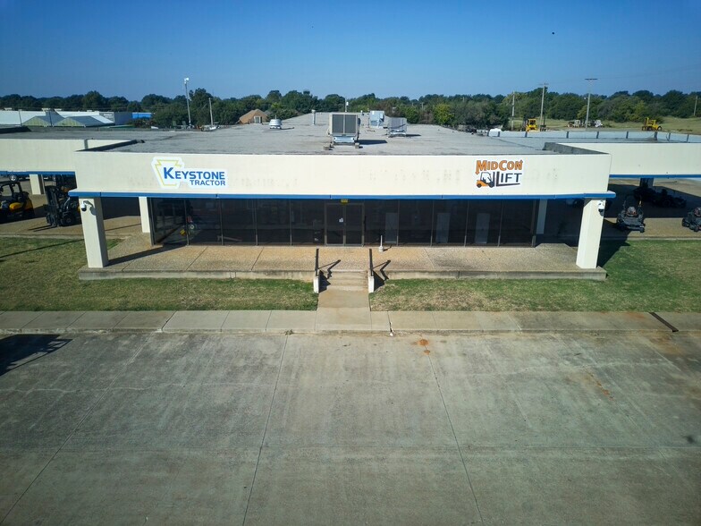 1909 N Highway 81, Duncan, OK à vendre - Photo de l’immeuble – Image 3 sur 80