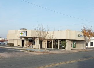Plus de détails pour 255 E King St, Tulare, CA - Local commercial à vendre