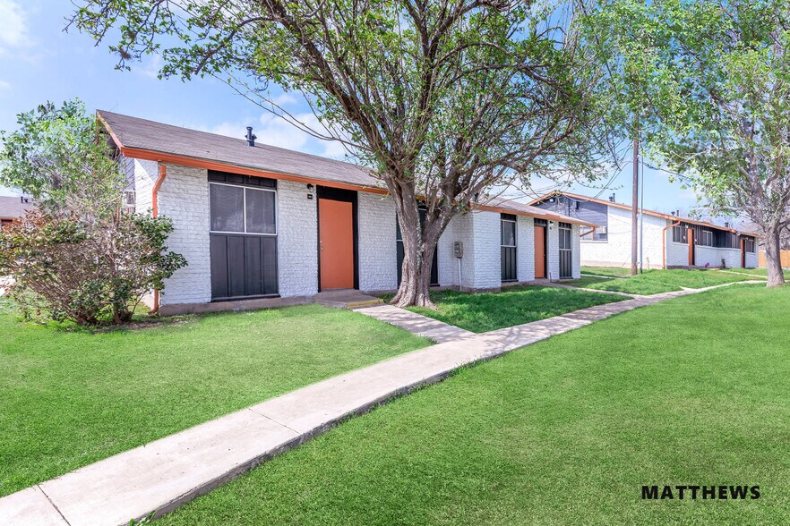 6218 S New Braunfels Ave, San Antonio, TX à vendre - Photo de l’immeuble – Image 2 sur 3