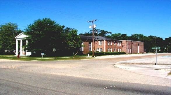 227 N Jefferson Ave, Covington, LA à louer Photo principale– Image 1 sur 6