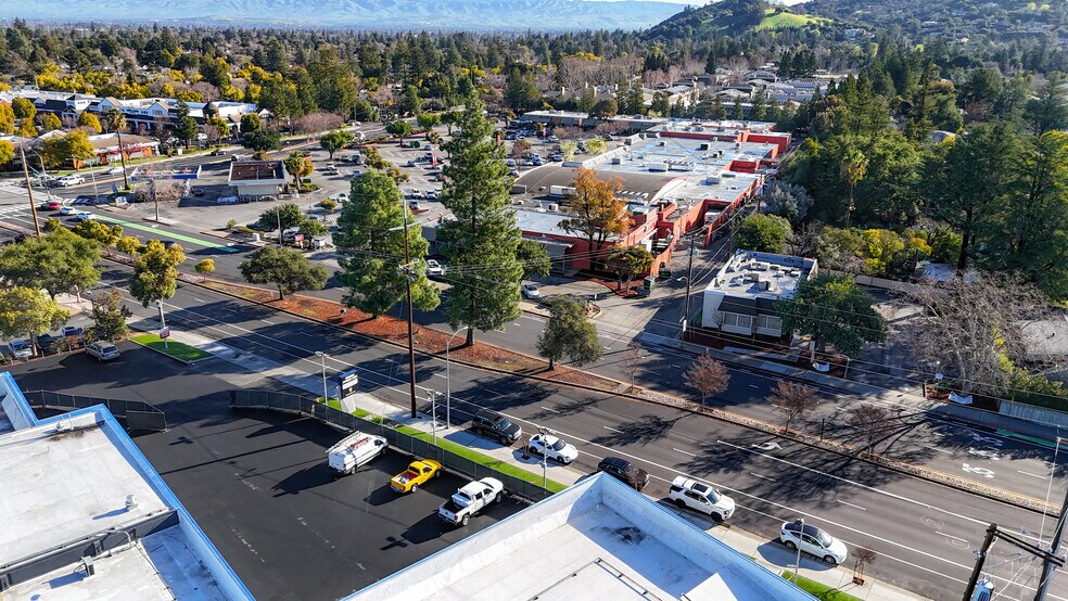 1395 Stanwood Dr, San Jose, CA à vendre - Autre – Image 2 sur 6