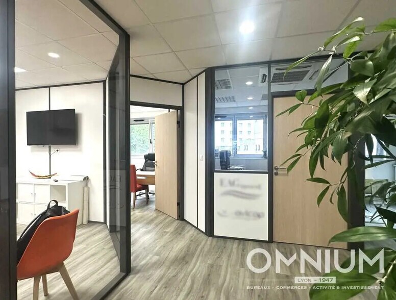 Bureau dans Caluire-et-Cuire à vendre - Photo intérieure – Image 3 sur 9