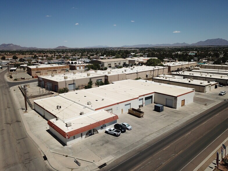 1790 W Hadley Ave, Las Cruces, NM à louer - Photo de l’immeuble – Image 3 sur 9