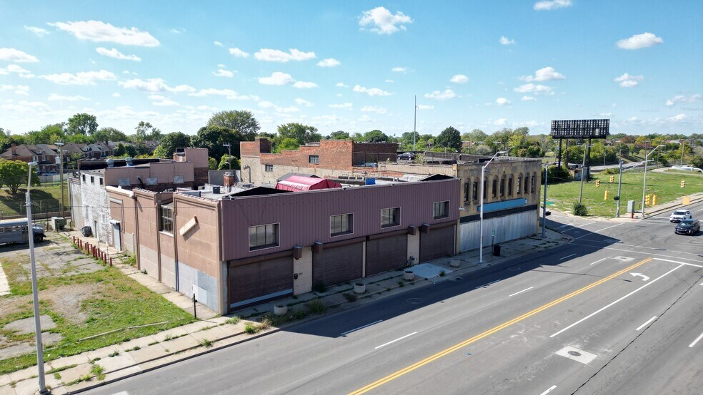 Grand River Marketplace Campus Portfolio portefeuille de 7 biens à vendre sur LoopNet.fr - Photo de l’immeuble – Image 3 sur 47