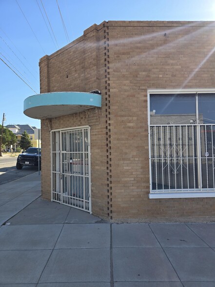 700-710 E Yandell Dr, El Paso, TX à vendre - Photo de l’immeuble – Image 3 sur 7