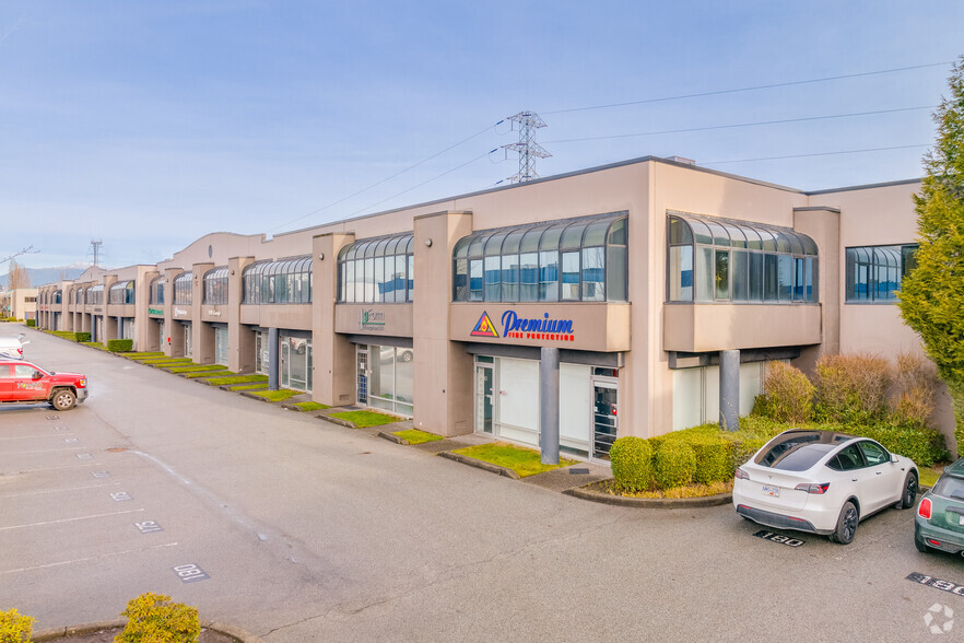 6660 Graybar Rd, Richmond, BC à vendre - Photo principale – Image 1 sur 8