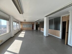 Bureau dans Barberà del Vallès, Barcelona à louer Photo intérieure– Image 2 sur 8