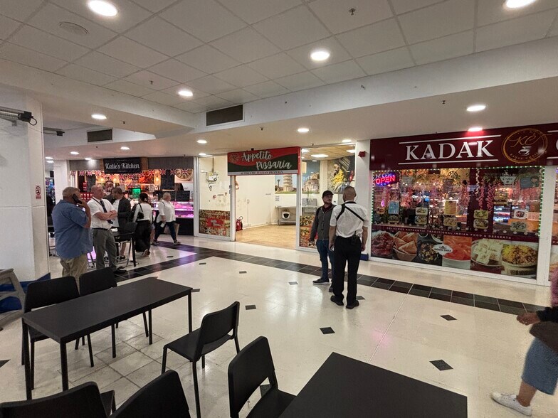 Wulfrun Sq, Wolverhampton à louer - Photo de l’immeuble – Image 3 sur 39