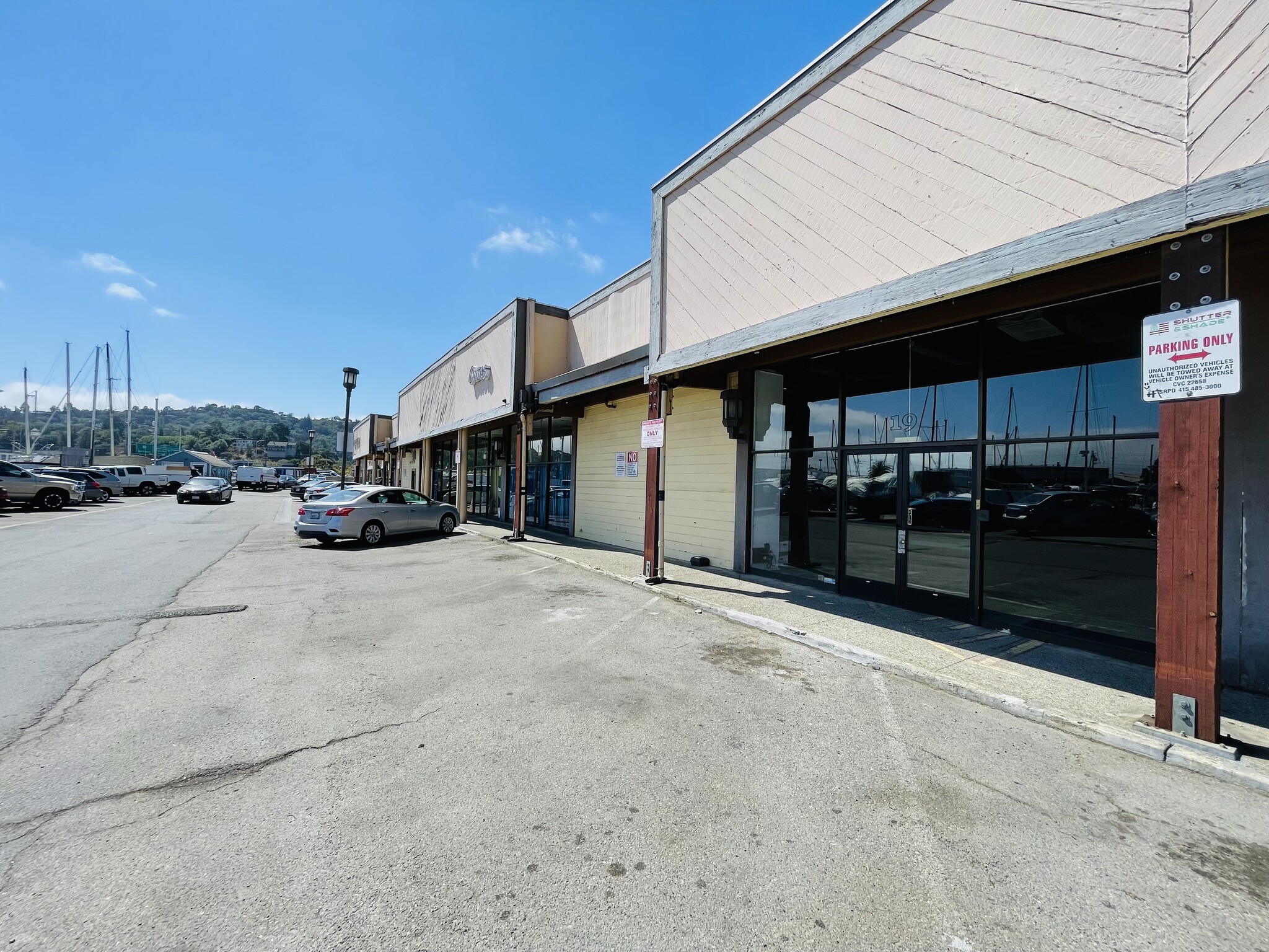 555 E Francisco Blvd, San Rafael, CA à louer Photo intérieure– Image 1 sur 15