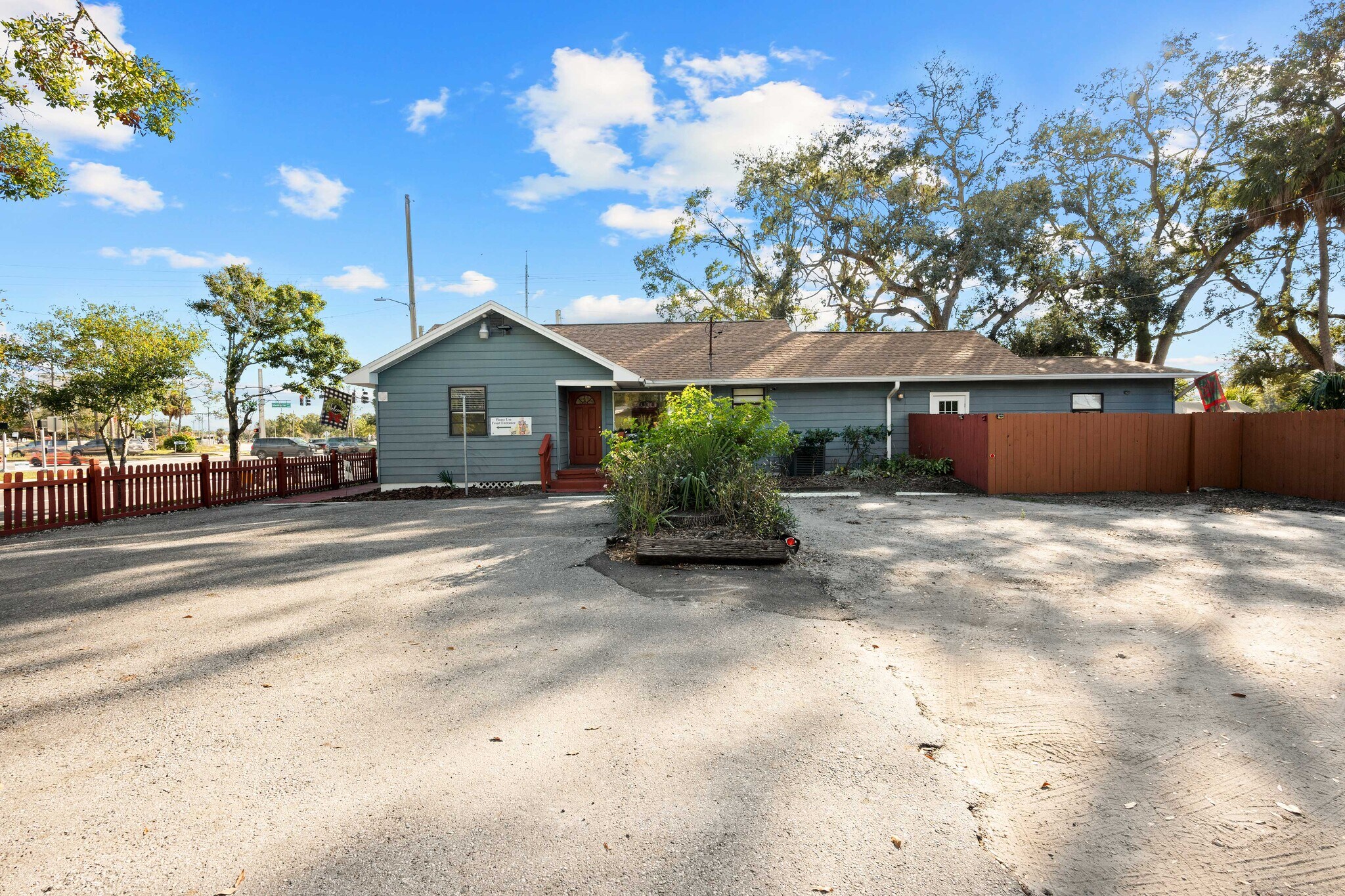 5301 Memorial Hwy, Tampa, FL à vendre Photo principale– Image 1 sur 29