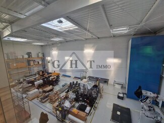 Plus de détails pour Bureau, Local commercial à louer