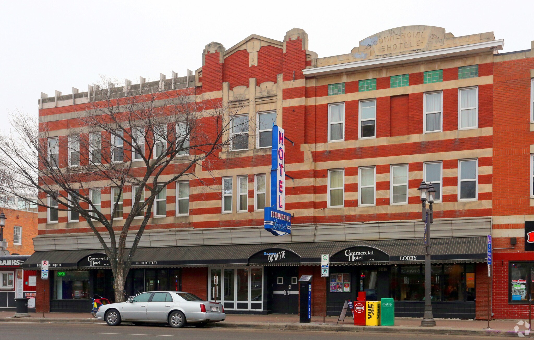 10329/19 – 82 Avenue portefeuille de 2 biens à vendre sur LoopNet.fr Photo principale– Image 1 sur 3