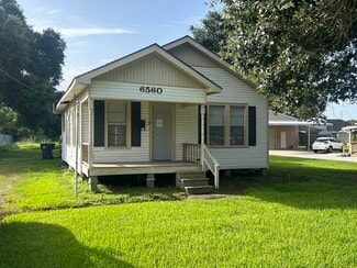 Plus de détails pour 6560 Howe St, Groves, TX - Spécialisé à vendre