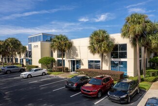 Plus de détails pour 2200 N Alafaya Trl, Orlando, FL - Bureau à louer
