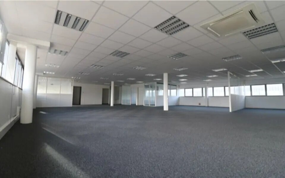 Bureau dans Le Havre à louer Photo de l’immeuble– Image 1 sur 5