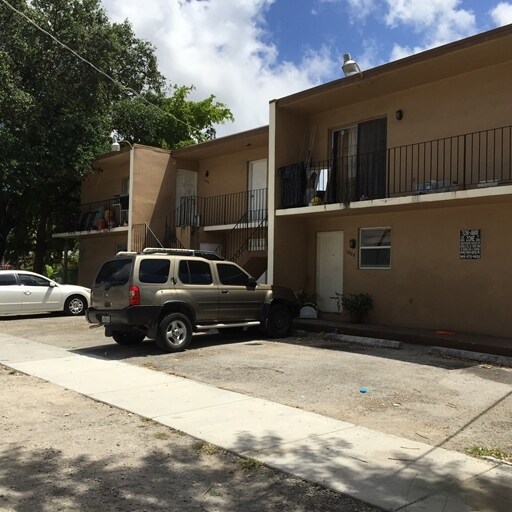 1800 NW 19th Ter, Miami, FL à vendre - Photo de l’immeuble – Image 2 sur 7