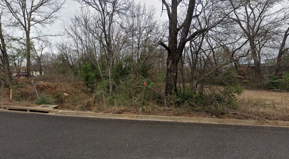 1140 Doctors Dr, Tyler, TX à vendre - Photo de l’immeuble – Image 2 sur 6