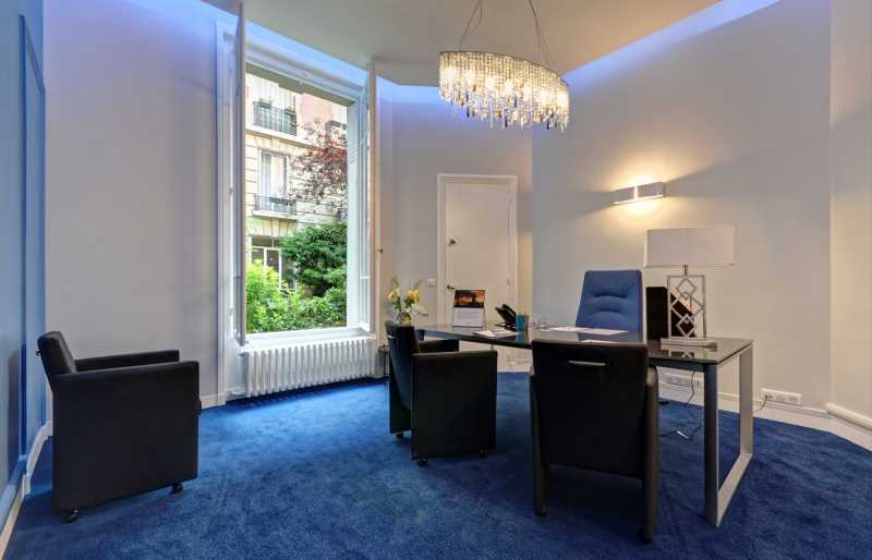 88-90 Avenue Niel, Paris à vendre - Photo de l’immeuble – Image 2 sur 22