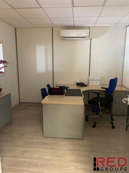 Bureau dans Gardanne à louer - Photo intérieure – Image 2 sur 5