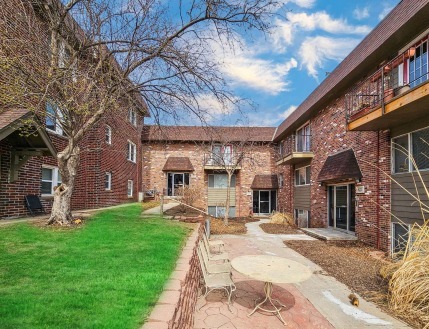 3506 Jackson St, Omaha, NE à vendre - Photo de l’immeuble – Image 3 sur 12