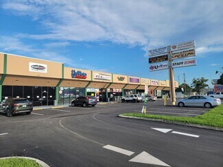 Plus de détails pour 2634-2654 N Orange Blossom Trl, Kissimmee, FL - Local commercial à louer